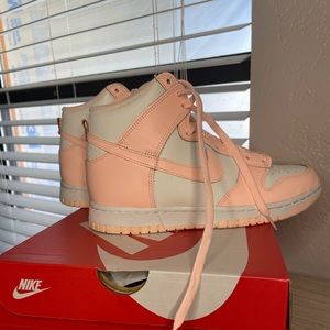 Nike Dunk High Womens Sail Crimson Tint